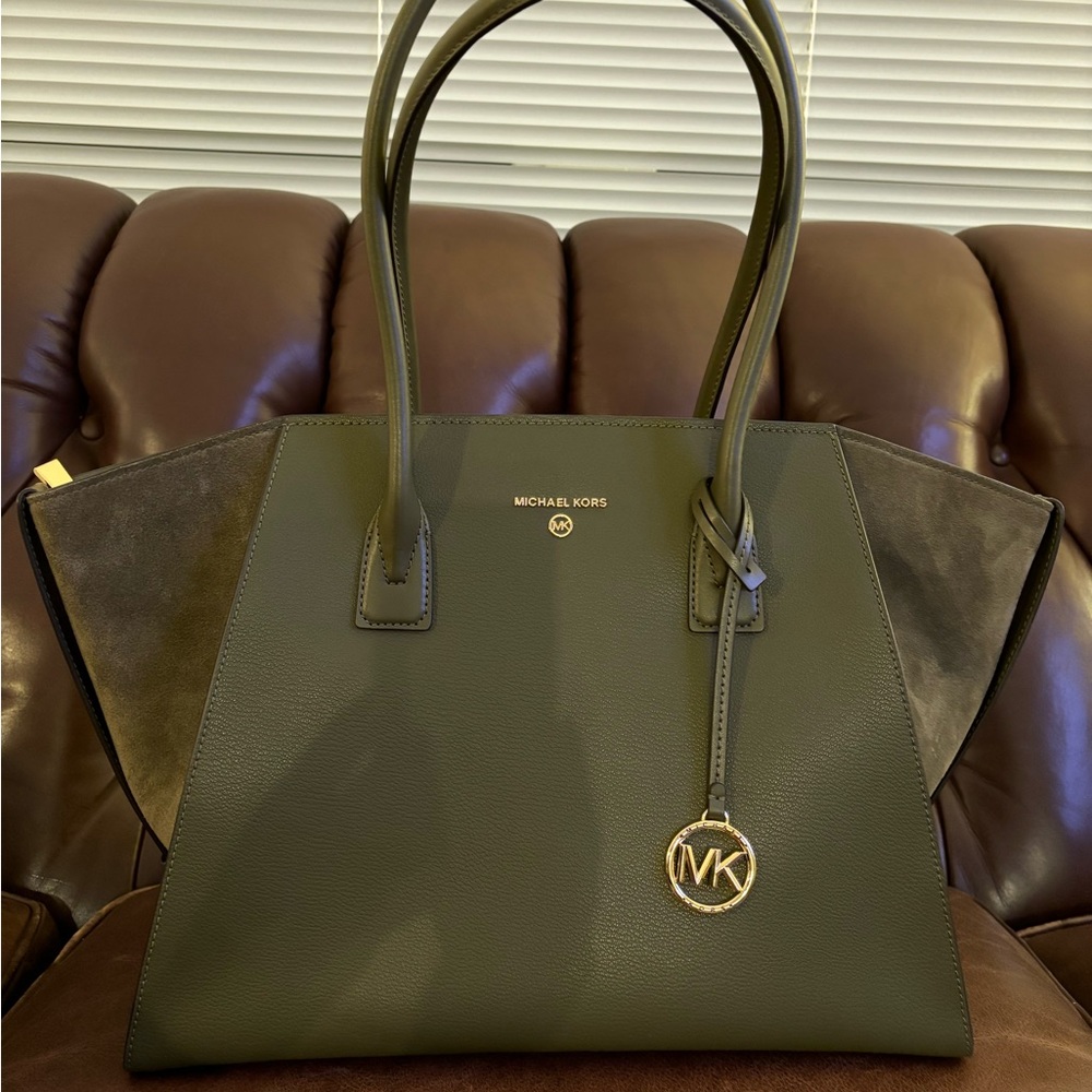Michael Kors Avril XL Satchel in Olive